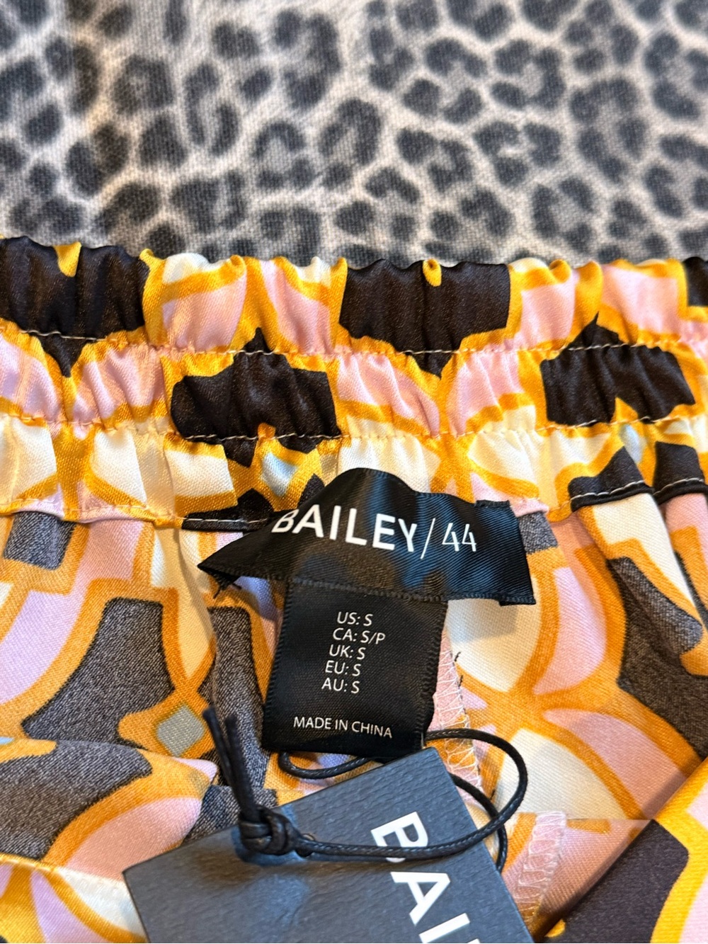 Bailey 44 Geometric Print Wide-Leg Pants in Black, Yellow, Pink & White S NWT - Picture 6 of 9